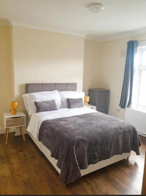 Evo C-Gravesend 1 Bedroom Flat 2 Min Walk to Station & Town Centre